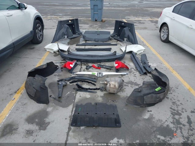2HKRW2H52JH655055 Honda CR-V EX