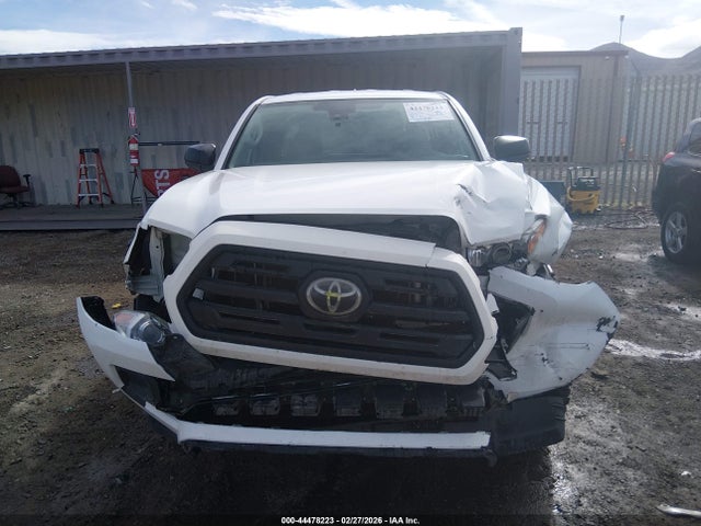 5TFSX5EN3KX068762 Toyota Tacoma Sr