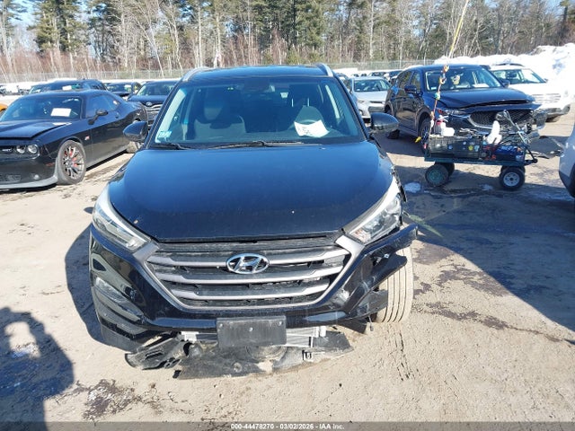KM8J3CA41GU036325 Hyundai TUCSON SE