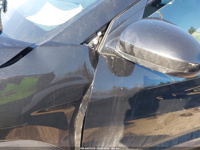 KM8J3CA41GU036325 Hyundai TUCSON SE