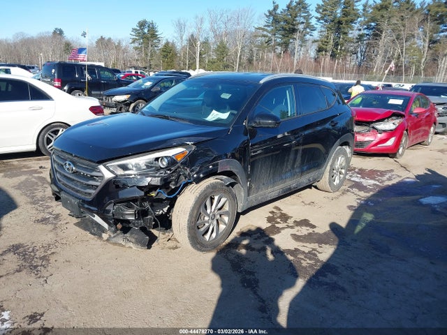 KM8J3CA41GU036325 Hyundai TUCSON SE