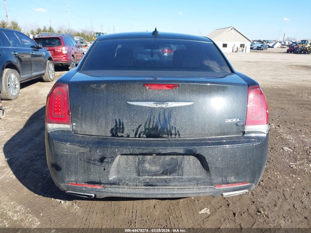 44478274 :رقم المزاد ، 2C3CCABG7FH867943 vin ، 2015 Chrysler 300 300s مزاد بيع