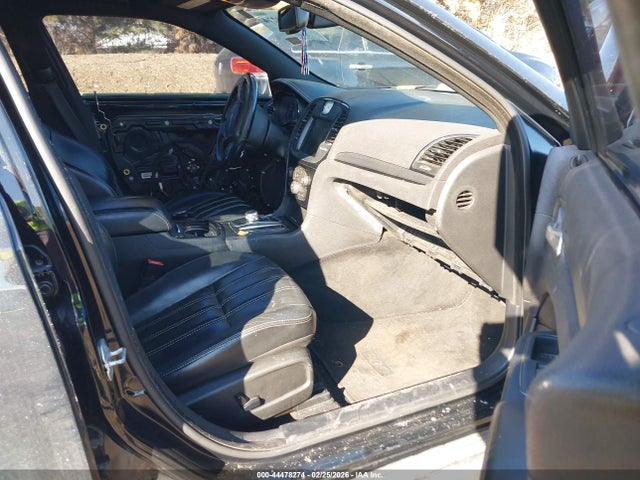 44478274 :رقم المزاد ، 2C3CCABG7FH867943 vin ، 2015 Chrysler 300 300s مزاد بيع