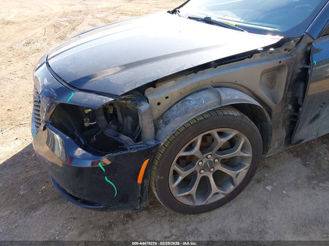 44478274 :رقم المزاد ، 2C3CCABG7FH867943 vin ، 2015 Chrysler 300 300s مزاد بيع