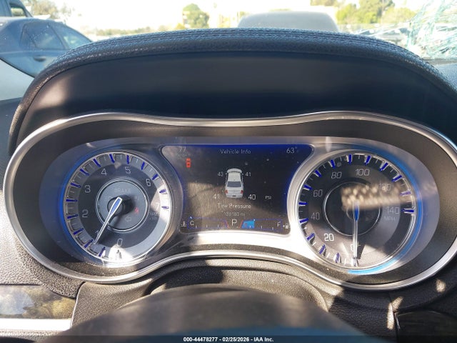 2C3CCAEG1JH136882 Chrysler 300 Limited