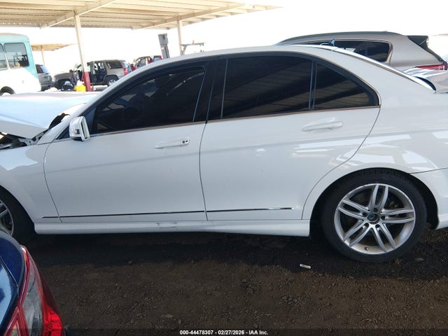 Продаж на аукціоні авто 2014 Mercedes-benz C 250 Sport, vin: WDDGF4HB4EA960956, номер лоту: 44478307