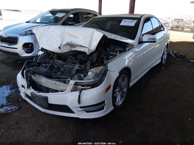 Продаж на аукціоні авто 2014 Mercedes-benz C 250 Sport, vin: WDDGF4HB4EA960956, номер лоту: 44478307