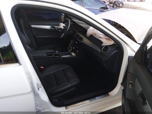 Продаж на аукціоні авто 2014 Mercedes-benz C 250 Sport, vin: WDDGF4HB4EA960956, номер лоту: 44478307