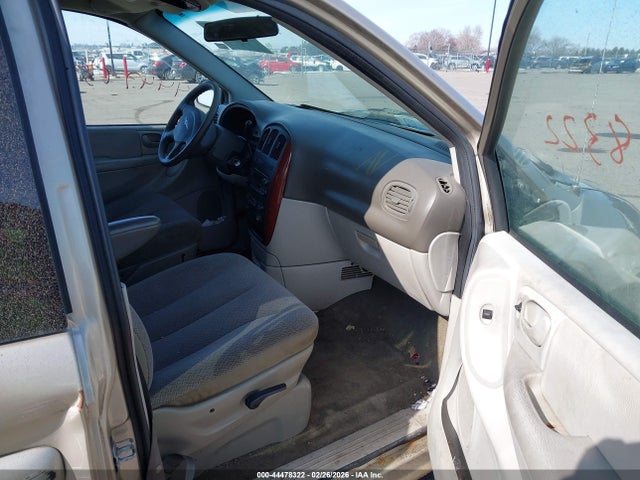 2007 Chrysler Town & Country მანქანა იყიდება აუქციონზე, vin: 1A4GJ45R17B202381, აუქციონის ნომერი: 44478322