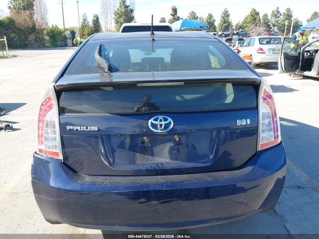 Toyota Prius Two 2015 JTDKN3DU0F0459739 Image 17