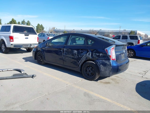 Toyota Prius Two 2015 JTDKN3DU0F0459739 Image 3