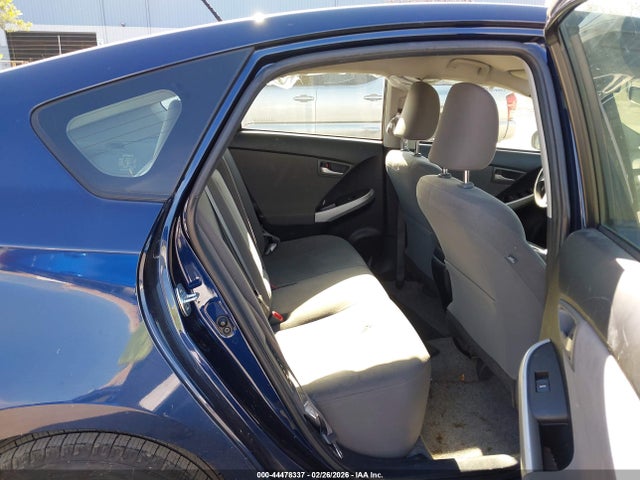 Toyota Prius Two 2015 JTDKN3DU0F0459739 Image 8