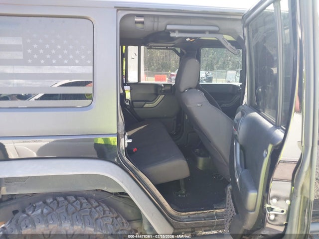 1C4HJWDG4JL911894 Jeep Wrangler Jk Unlimited Sport S 4x4
