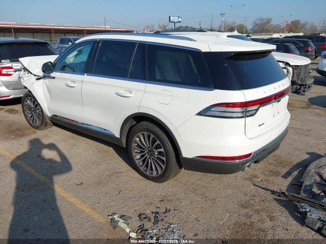 2023 LINCOLN AVIATOR 5LM5J7WC1PGL01870 Photo 2