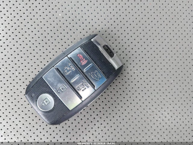 KNDMC5C13H6292195 KIA SEDONA EX