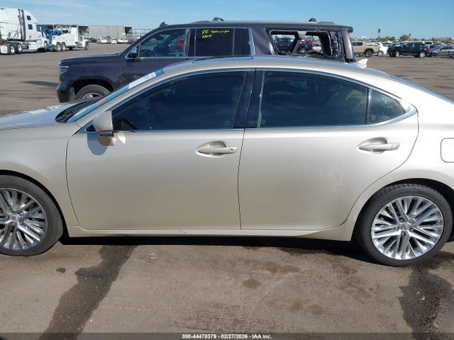 44478379 :رقم المزاد ، JTHBK1GGXD2043541 vin ، 2013 Lexus Es 350 مزاد بيع