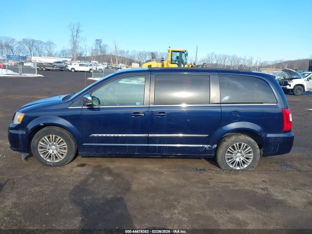 Продажа на аукционе авто 2014 Chrysler Town & Country Touring-l, vin: 2C4RC1CG9ER133639, номер лота: 44478382