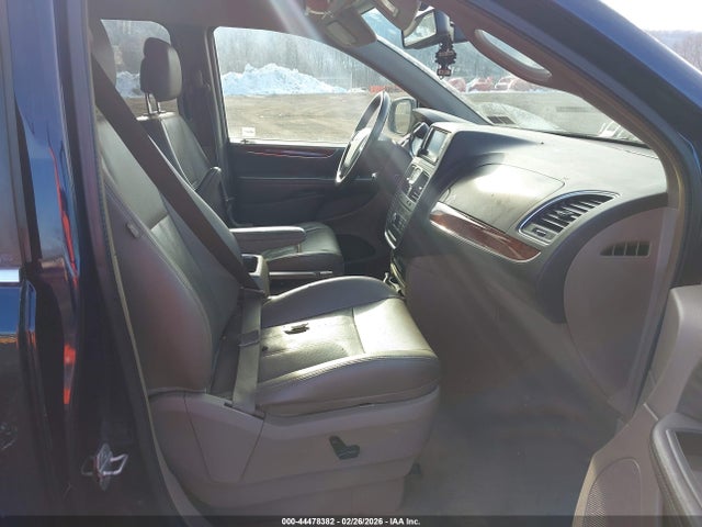 Продажа на аукционе авто 2014 Chrysler Town & Country Touring-l, vin: 2C4RC1CG9ER133639, номер лота: 44478382