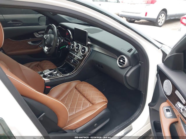 2017 MERCEDES-BENZ AMG C 63 55SWF8HB8HU224142 Photo 4