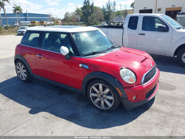 2009 MINI COOPER S WMWMF73519TT94021 Photo 0