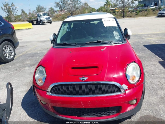 2009 MINI COOPER S WMWMF73519TT94021 Photo 5