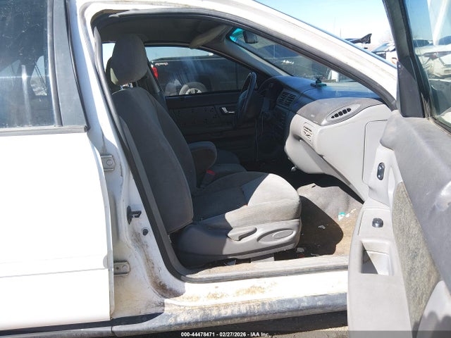 2003 FORD TAURUS 1FAFP55U03A140651 Photo 4