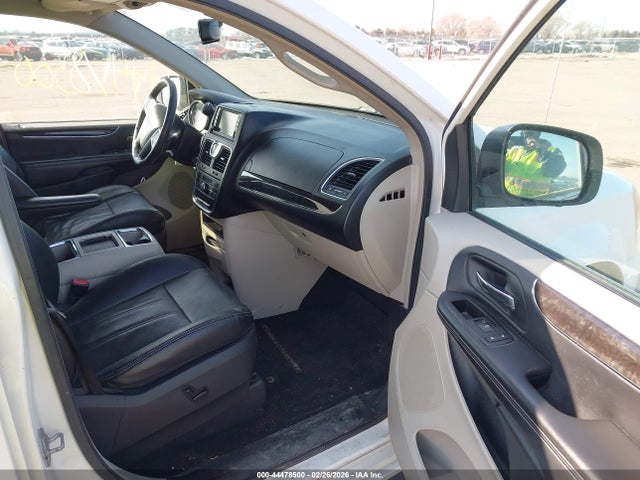44478500 :رقم المزاد ، 2C4RC1BG0CR240156 vin ، 2012 Chrysler Town & Country Touring مزاد بيع