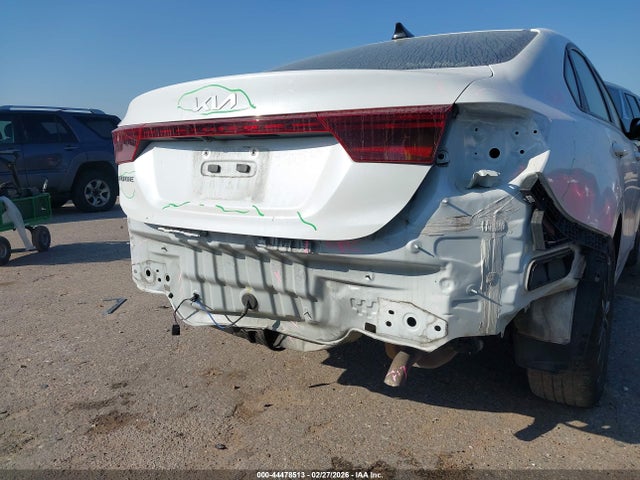 Продажа на аукционе авто 2024 Kia Forte Lxs, vin: 3KPF24AD8RE724360, номер лота: 44478513