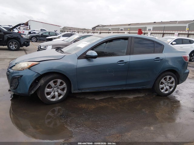 2011 Mazda Mazda3 მანქანა იყიდება აუქციონზე, vin: JM1BL1UF3B1381490, აუქციონის ნომერი: 44478549