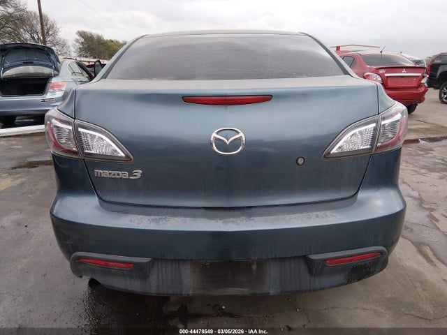 2011 Mazda Mazda3 მანქანა იყიდება აუქციონზე, vin: JM1BL1UF3B1381490, აუქციონის ნომერი: 44478549
