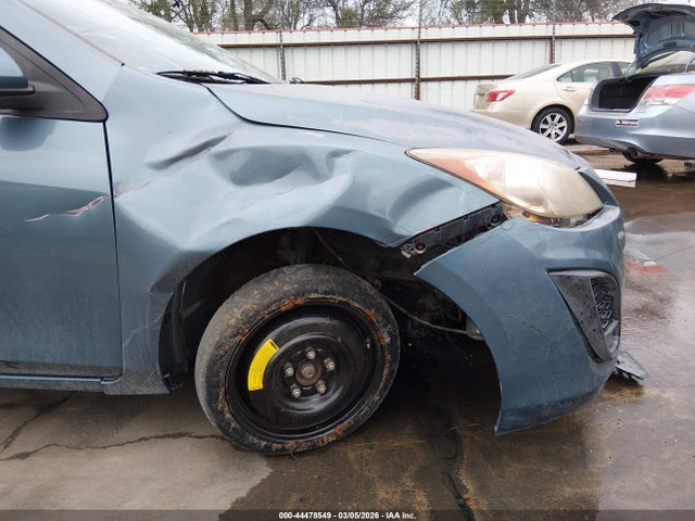 2011 Mazda Mazda3 მანქანა იყიდება აუქციონზე, vin: JM1BL1UF3B1381490, აუქციონის ნომერი: 44478549
