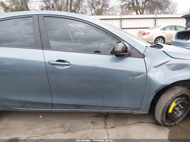 2011 Mazda Mazda3 მანქანა იყიდება აუქციონზე, vin: JM1BL1UF3B1381490, აუქციონის ნომერი: 44478549