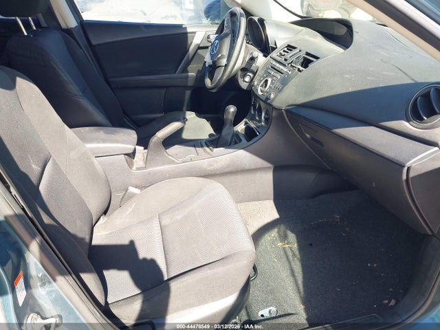 2011 Mazda Mazda3 მანქანა იყიდება აუქციონზე, vin: JM1BL1UF3B1381490, აუქციონის ნომერი: 44478549