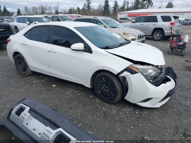 5YFBURHE5FP252052 Toyota COROLLA LE