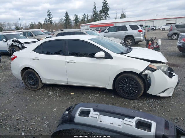 5YFBURHE5FP252052 Toyota COROLLA LE