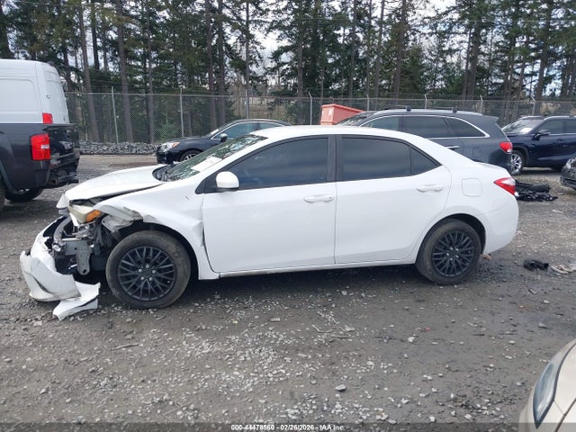 5YFBURHE5FP252052 Toyota COROLLA LE