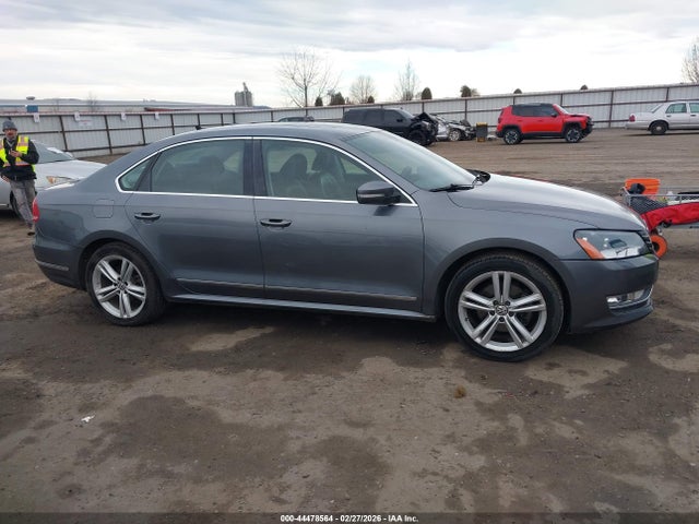 1VWCN7A3XEC018279 Volkswagen Passat 2.0l Tdi Sel Premium