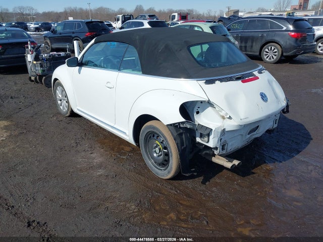 2018 VOLKSWAGEN BEETLE 3VW5DAAT9JM512098 Photo 2