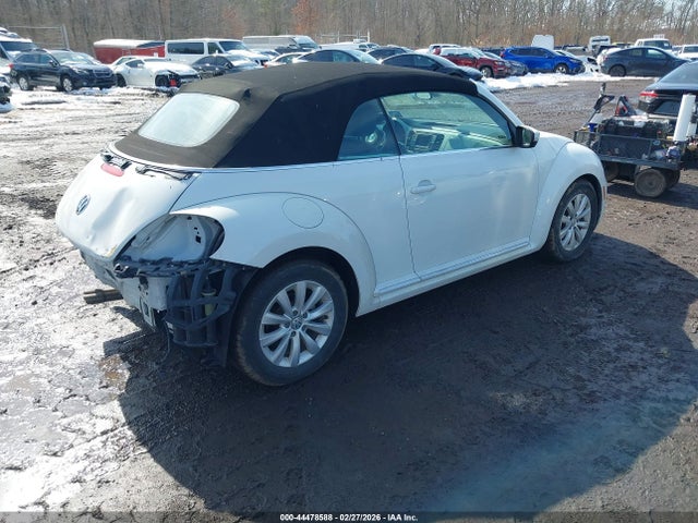 2018 VOLKSWAGEN BEETLE 3VW5DAAT9JM512098 Photo 3