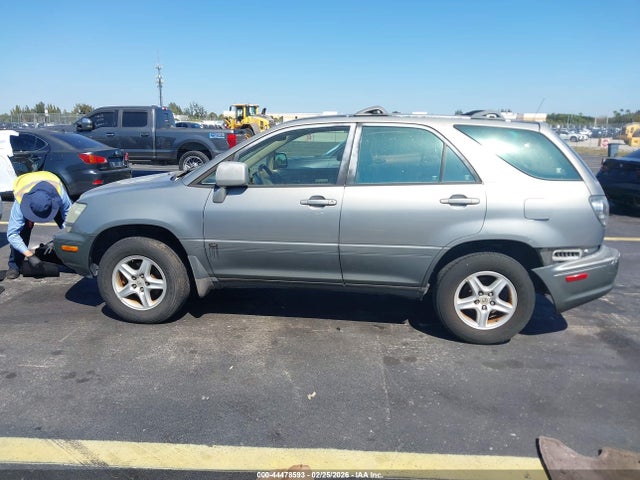 44478593 :رقم المزاد ، JTJGF10U520121418 vin ، 2002 Lexus Rx 300 مزاد بيع