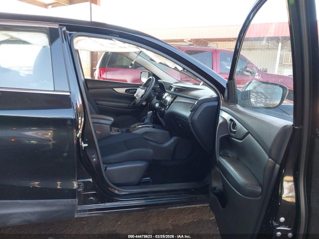 JN1BJ1CP9KW530216 Nissan Rogue Sport S