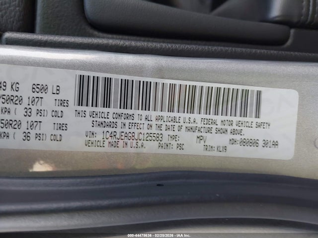 1C4RJEAG8JC125583 Jeep Grand Cherokee Altitude 4x2