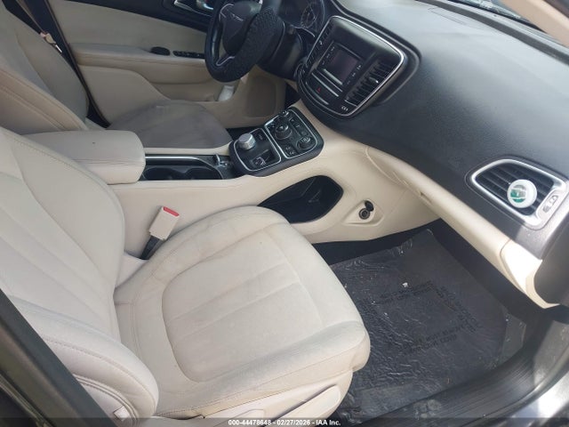 Продаж на аукціоні авто 2016 Chrysler 200 Touring, vin: 1C3CCCFB7GN185969, номер лоту: 44478648