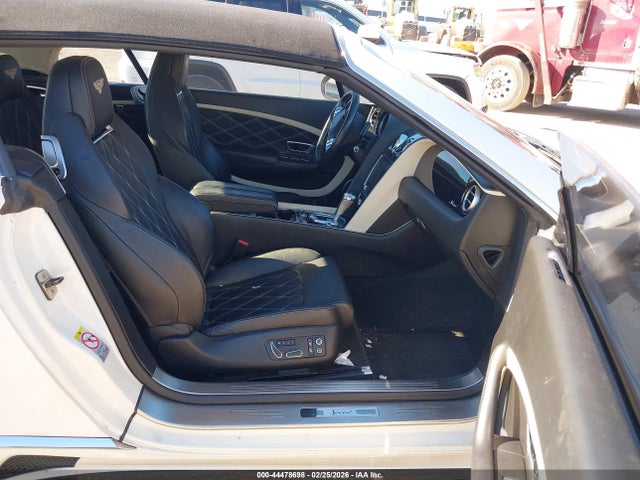 2015 BENTLEY CONTINENTAL GT SCBGJ3ZA5FC044398 Photo 4