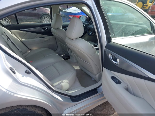 2015 Infiniti Q50 Hybrid Premium/sport მანქანა იყიდება აუქციონზე, vin: JN1AV7AR2FM850857, აუქციონის ნომერი: 44478720