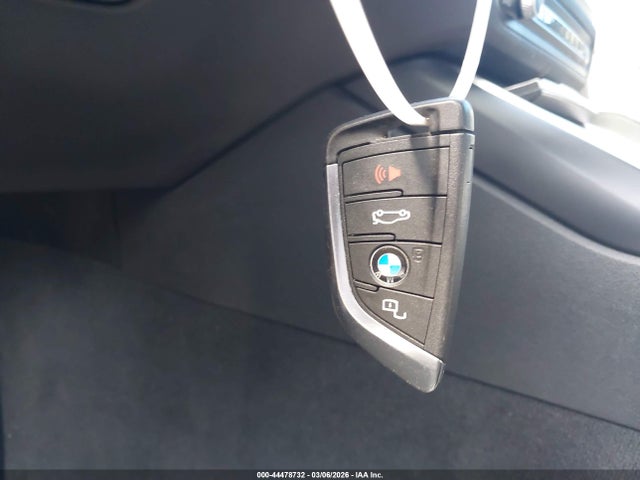 3MW5R1J05M8C05936 BMW 330I