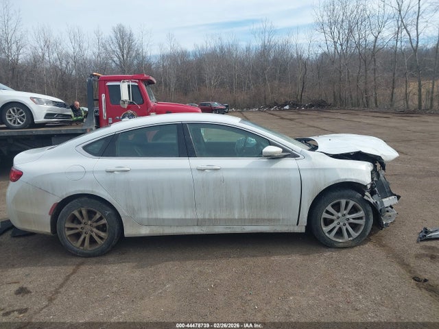 Продажа на аукционе авто 2016 Chrysler 200 Limited, vin: 1C3CCCABXGN154450, номер лота: 44478739