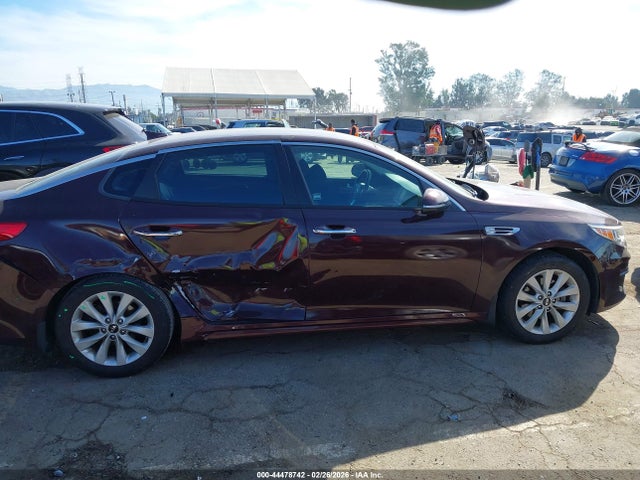 5XXGT4L33JG261741 KIA Optima Lx