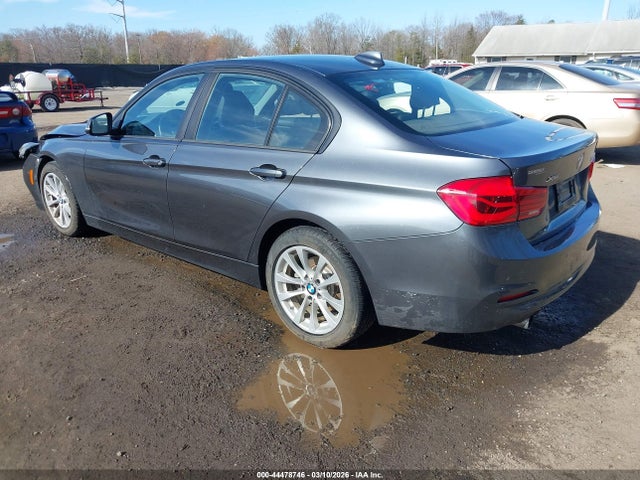44478746 :رقم المزاد ، WBA8E5G32HNU42579 vin ، 2017 Bmw 320i Xdrive مزاد بيع