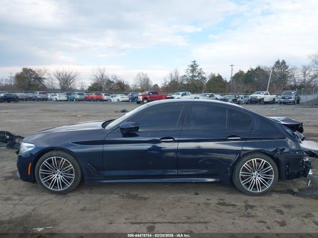 2017 Bmw 540i Xdrive მანქანა იყიდება აუქციონზე, vin: WBAJE7C34HG479432, აუქციონის ნომერი: 44478754